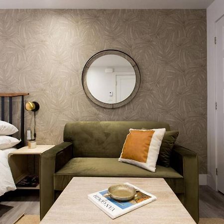 Palms Little Italy Studio With Full Bathroom By Denstays Montreal Exterior foto